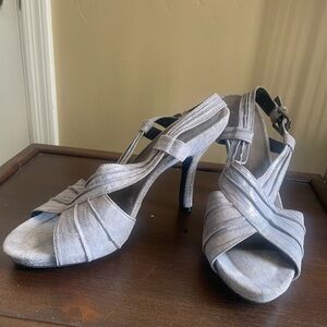 Auri Layla Grey Metallic Leather Sling Back Pump